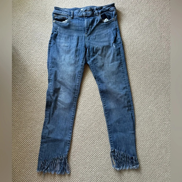 DL1961 Frayed jeans!!! - Picture 2 of 3